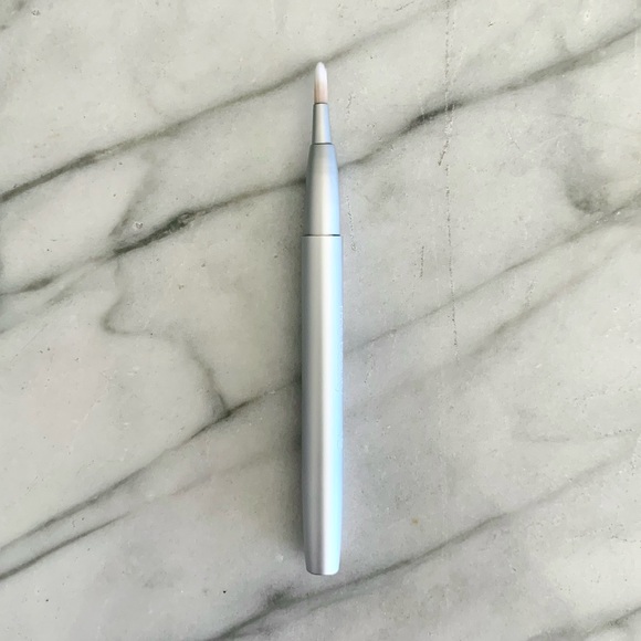 Flirtation Of Color Lip Palette - Picture 11 of 11